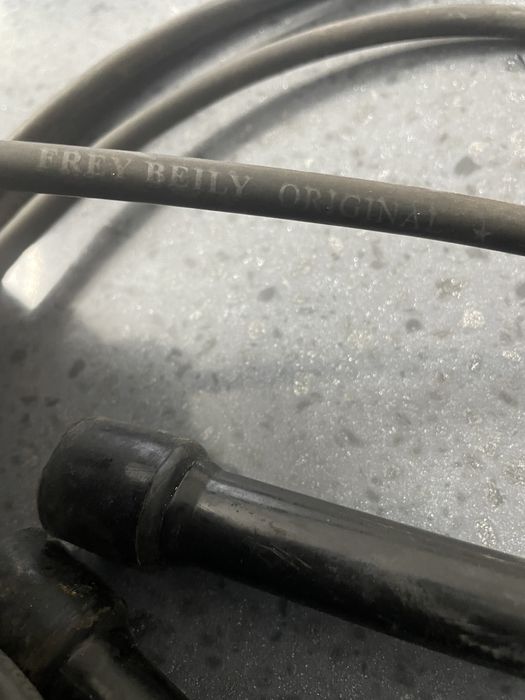 Высоковольтные провода ( свечные провода)