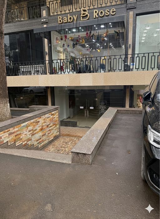 Аренда два помещения на Буз Базаре, 225 м2, магазин, офис, салон V1