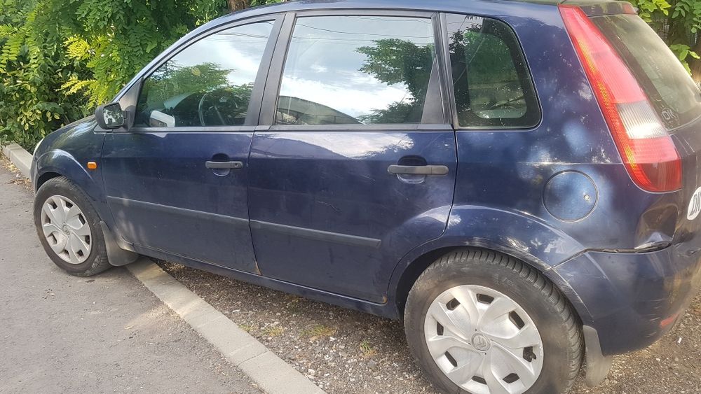 Ford fiesta 2003 1.4 benzină