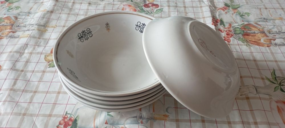 Кухонные принадлежности