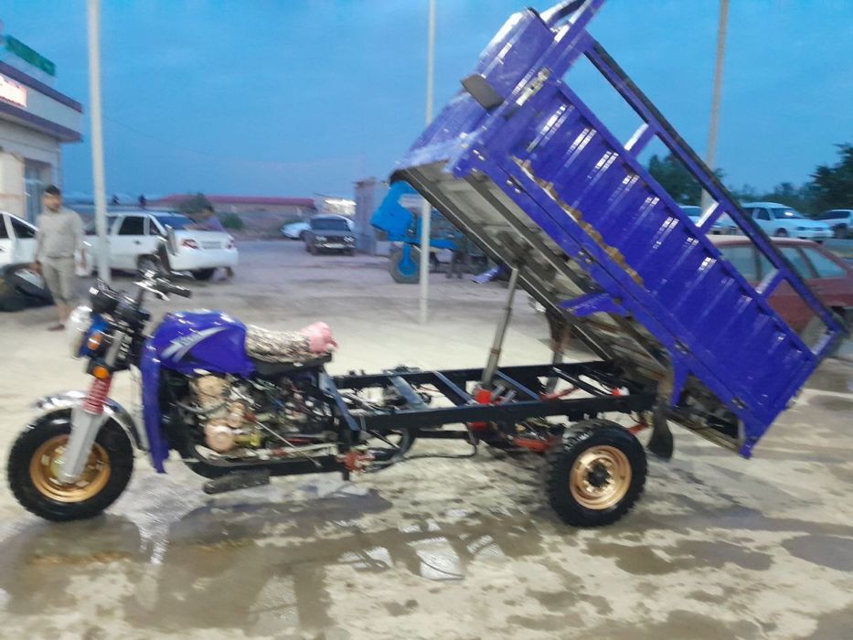 Lochin motosikl samasval