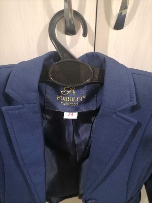 Школьный пиджак для девочки на 5-6-7 лет