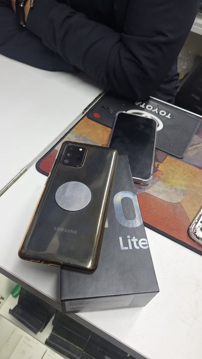 Самсунг с 10 лайт