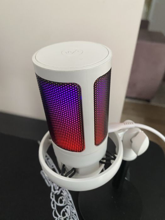 Продам микрофон хороший