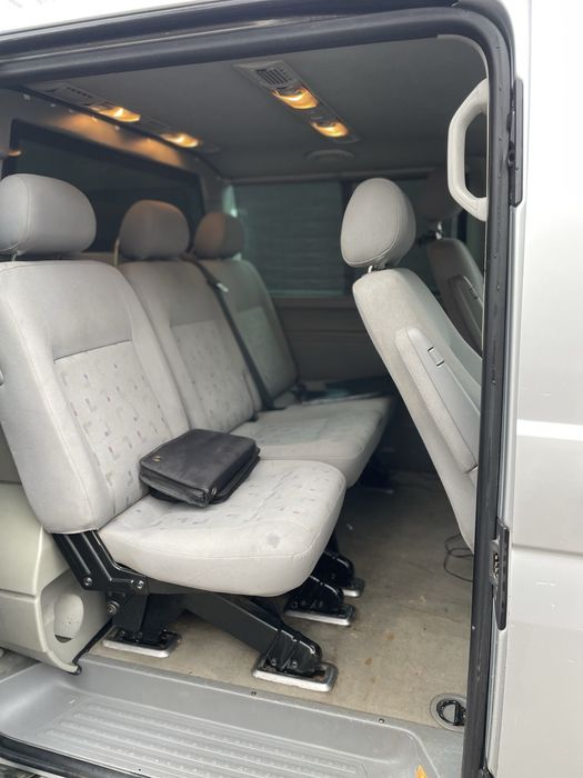 Dezmembrez VWTransporter t5 Caravelle  2.5 TDI an 2007 4MOTION