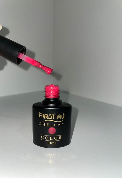 Гель-лаки почти новые