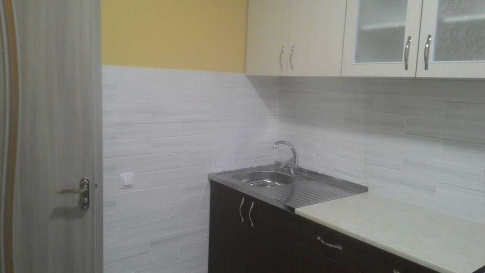 Дава се под наем Едностаен апартамент в София, Военна рампа - 40 кв.м за 300 € - Снимка #1