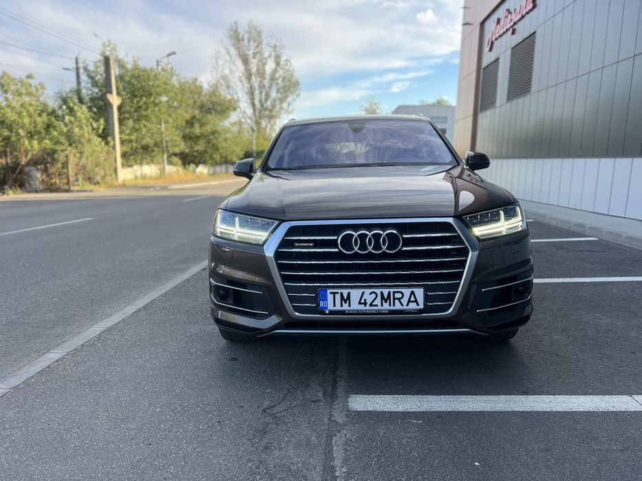 "Audi Q7-Quattro 3.0 TDI 7 Locuri (Webasto)