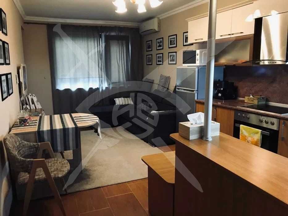 Дава се под наем Двустаен апартамент в Варна, Гръцка махала - 53 кв.м за 750 € - Снимка #2