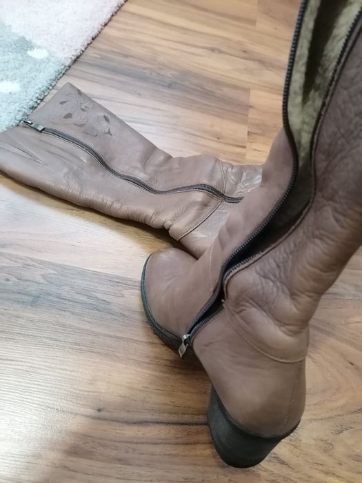 Дамски зимни ботуши номер 36