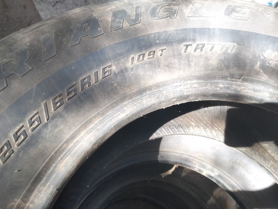 Покрышки комплект 255/65R 16