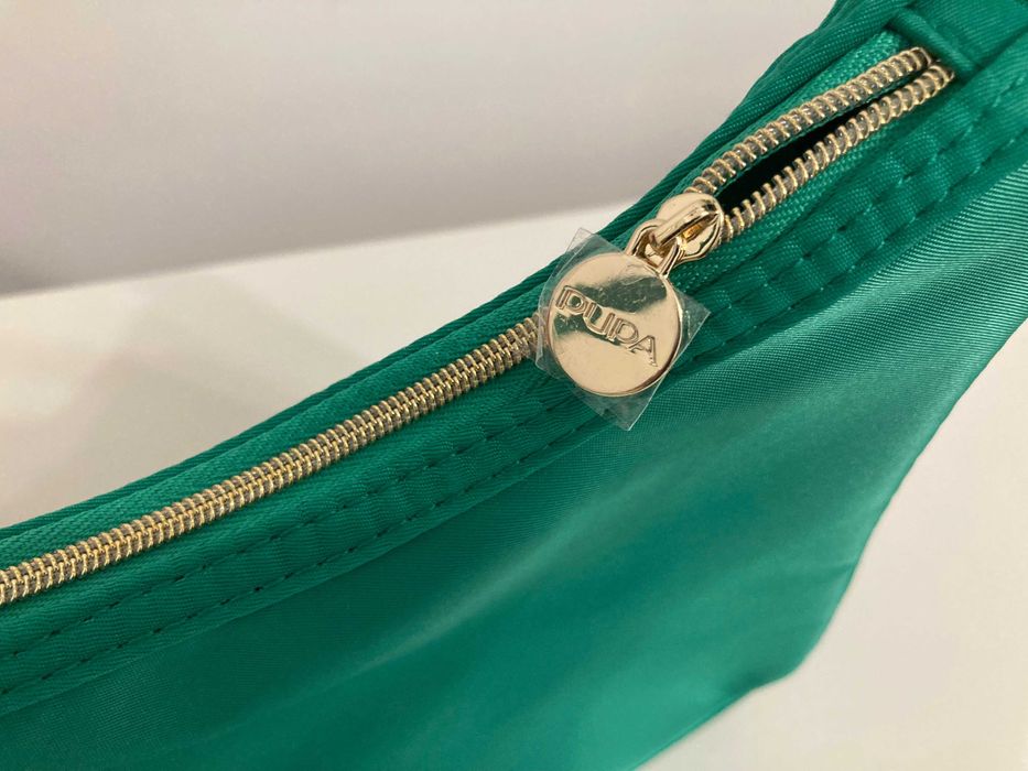 Козметична чантичка от комплект на PUPA, Шопинг чанта