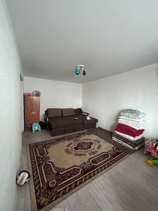 Продам 2х комн кв 11мкр