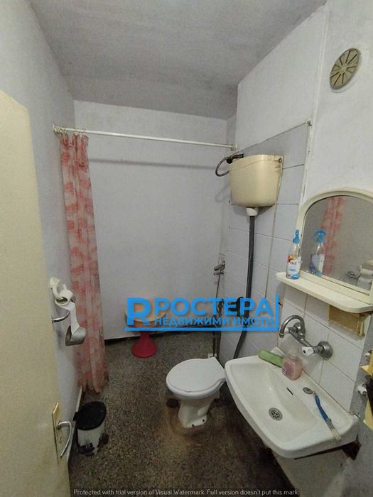 Продава се Двустаен апартамент в Търговище, Запад 3 - 75 кв.м за 871 €/кв.м - Снимка #17