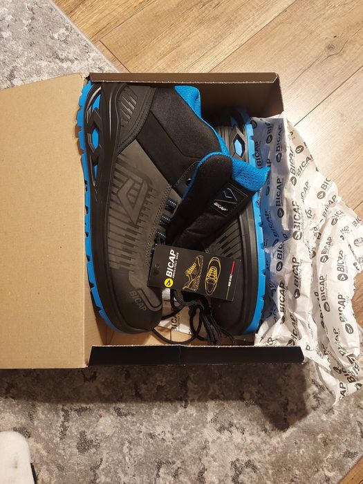 Работни обувки 43 номер