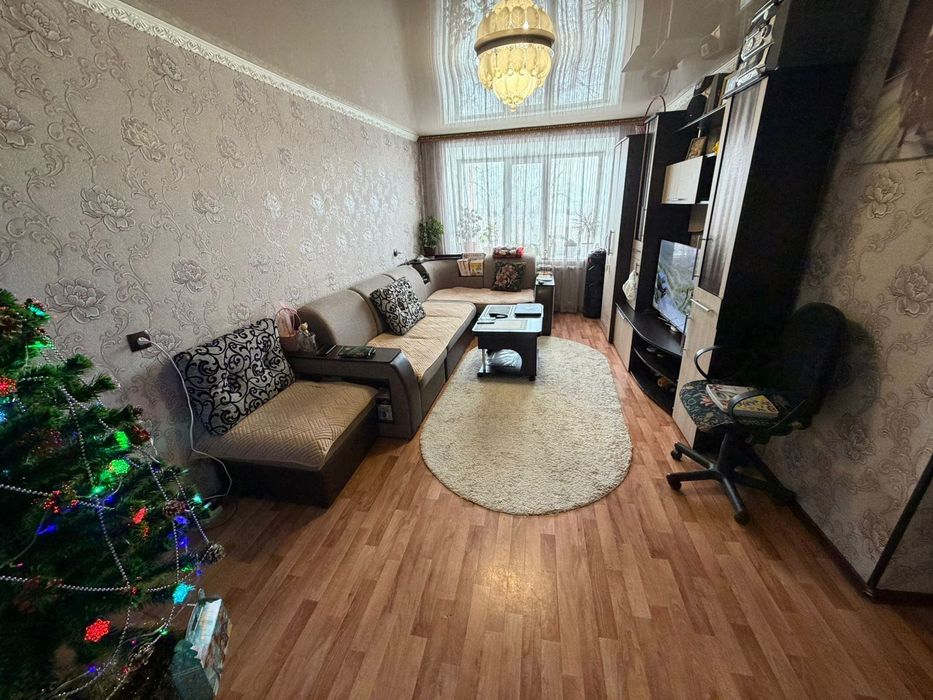 Продам квартиру 3-комн.