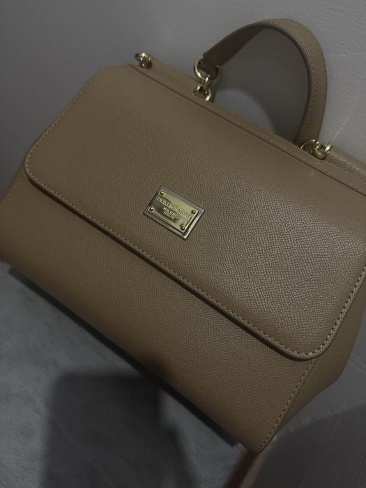 Продаем сумки пишите на вотсапп