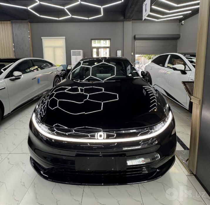 Nevo A06 electrocar black/gray