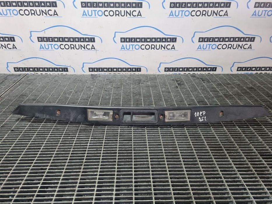 Maner Haion Jeep Cherokee V SUV (951)