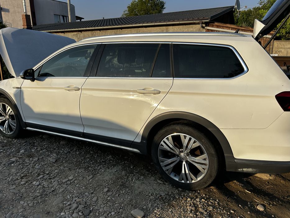 Calculator far , modul far xenon Volkswagen Passat B8 2017