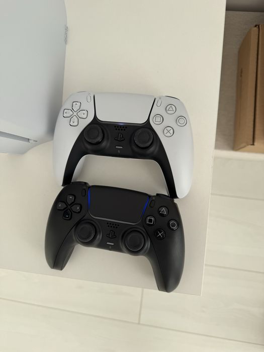Playstation 5 Slim disk edition pachet complet + 1 controller