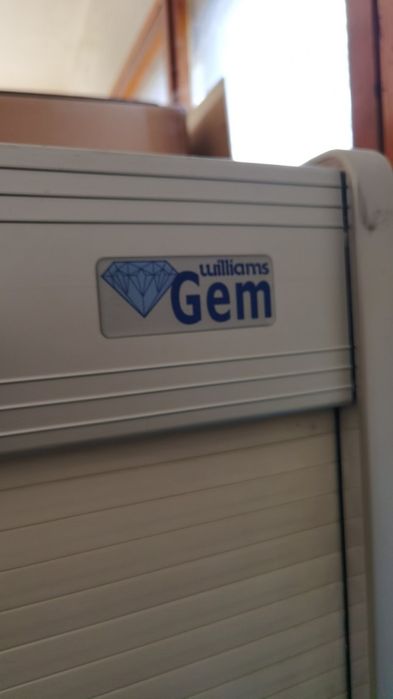 Хладилна Витрина