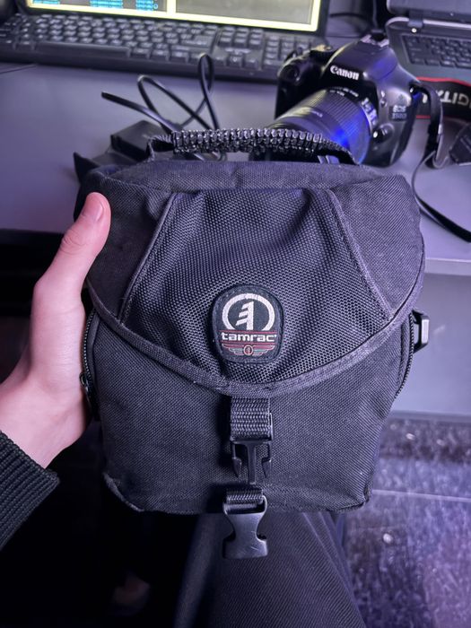 Продам Canon EOS 550D