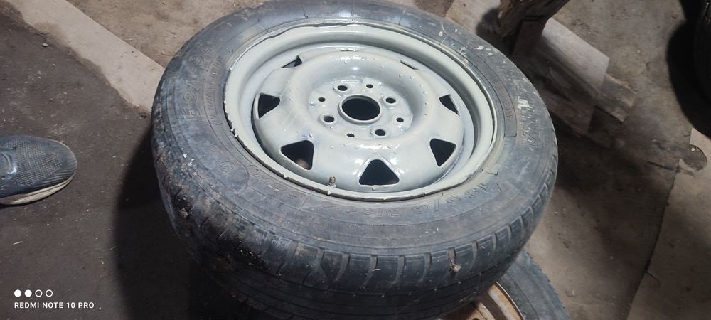 Продам 2 запаски от Ауди