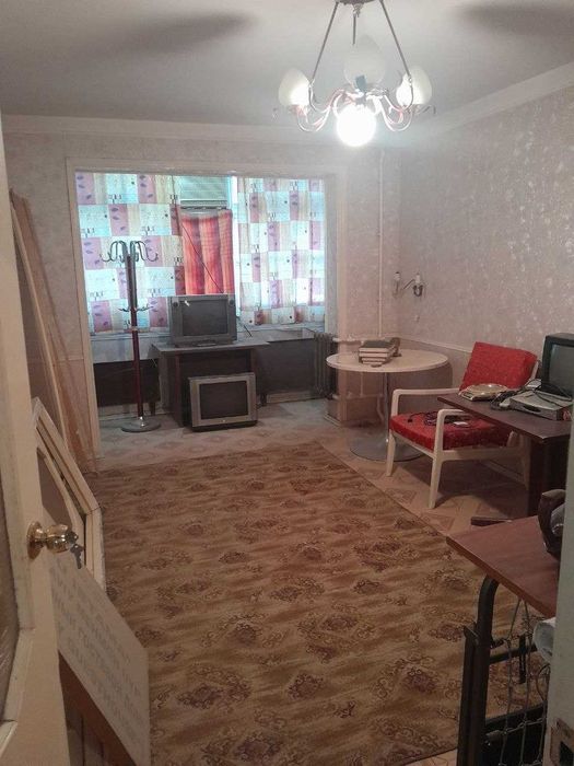 Университет томондан 3 хонали 1 каватдан квартира сотилади