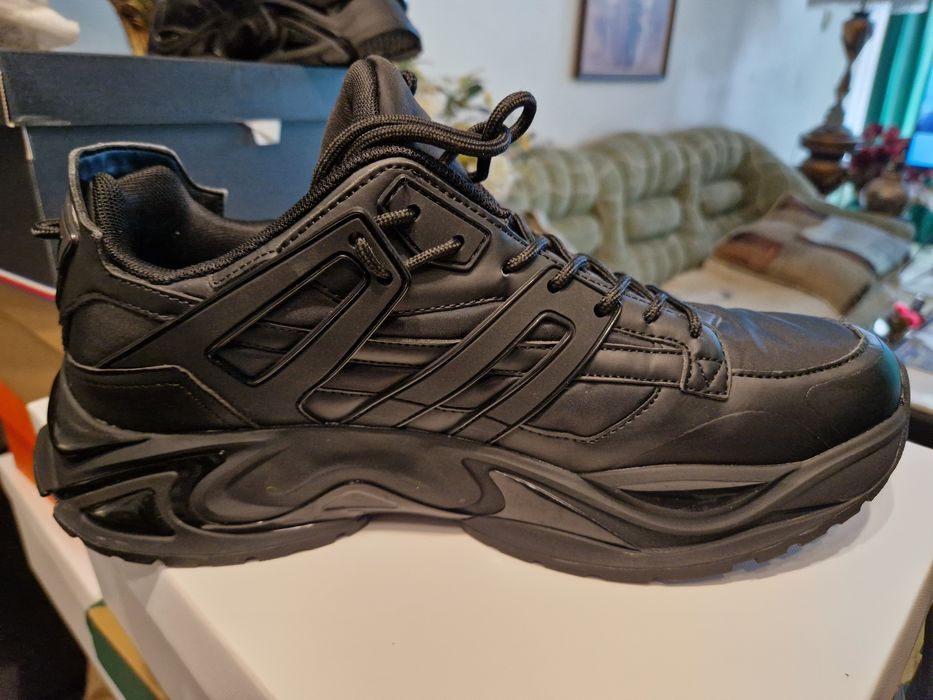 Guess Belluno , носени веднъж,  неразличими от нови.