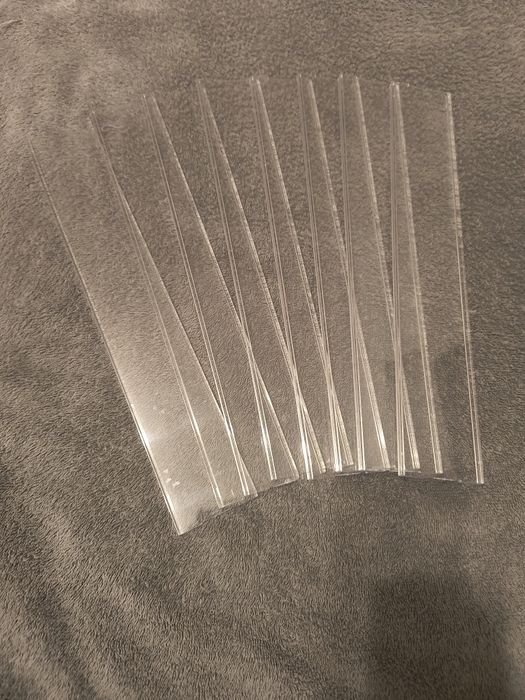 Vitrine expunere machete auto plexiglas