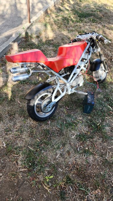 Мини покет със електрически стартер