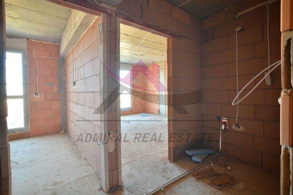 Продава се Двустаен апартамент в Варна, Възраждане 3 - 60 кв.м за 1080 €/кв.м - Снимка #4