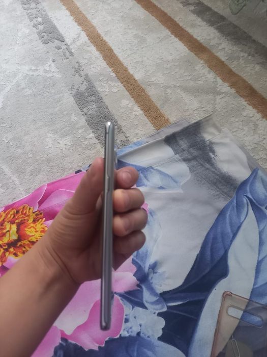 Самсунг С10 5Ж 256Гб