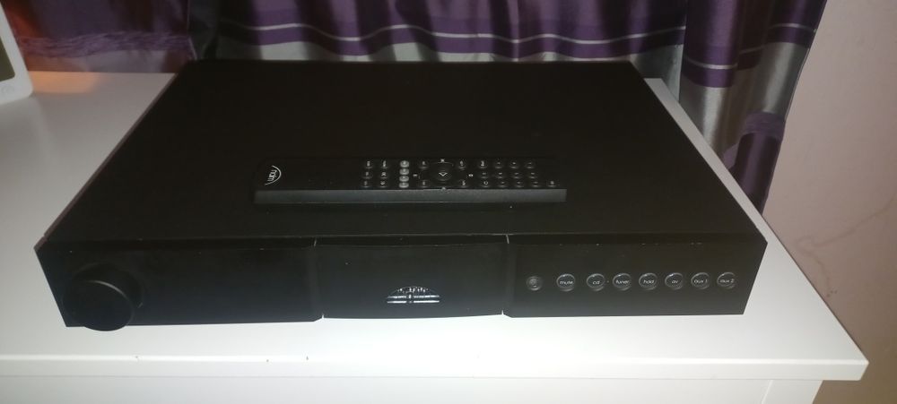 Продавам Naim Nait Xs2