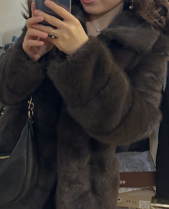 Продается норковая шуба