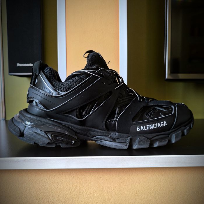 Фирменные.Оригинальные кроссовки BALENCIAGA Track 42