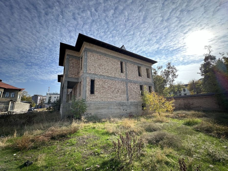 Продается здание — Юнусобад — Американское посольство — 16 соток