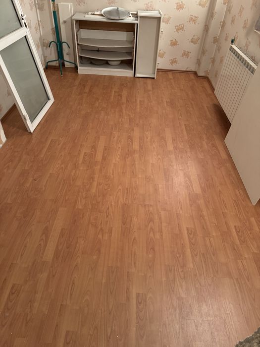 Parchet laminat – aprox. 70 mp – stare buna