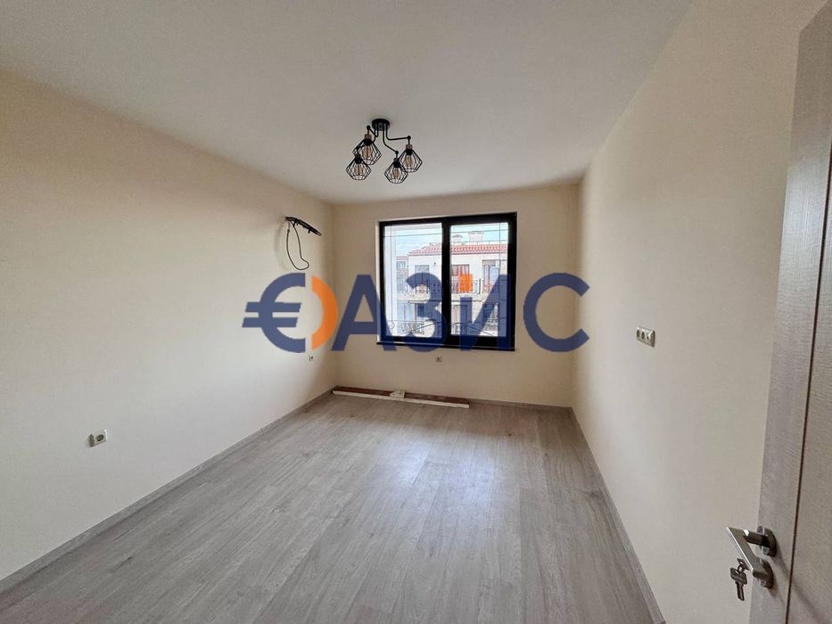 Продава се Тристаен апартамент в Свети Влас - 90 кв.м за 1083 €/кв.м - Снимка #11