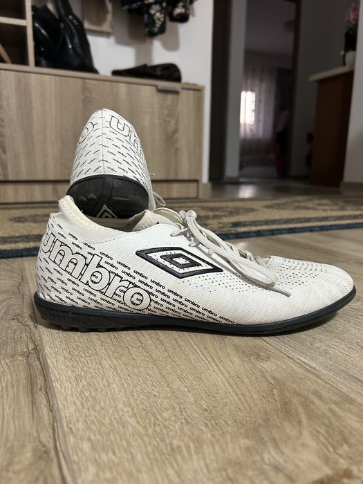 Pantofi de fotbal  Umbro