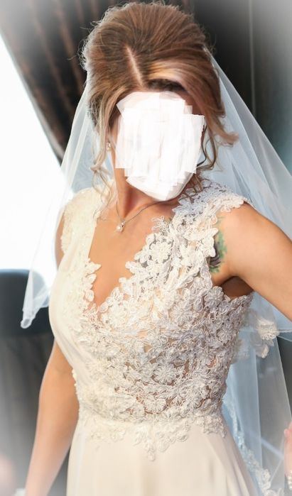 Vand rochie de mireasa + sandale