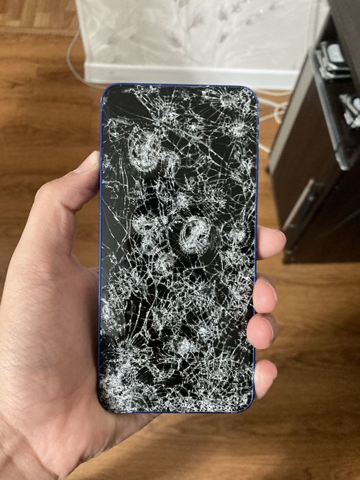 Samsung s25 разбитый