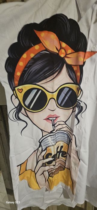 Риза с принт.   .