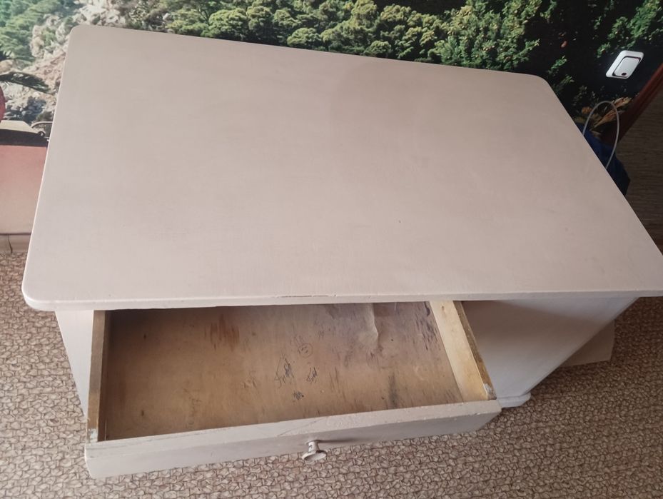 Письменный стол деревянный