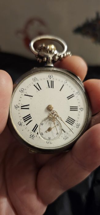 De vânzare ceas din argint