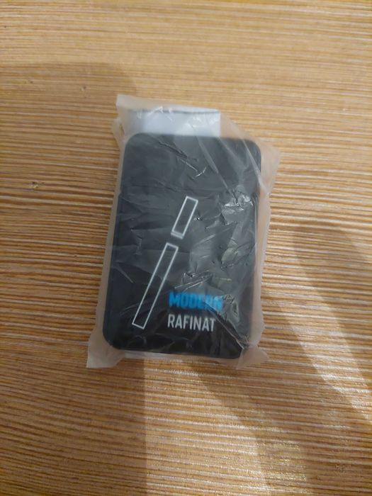 Brichetă metalica antivant reincarcabila de la Winston ,sigilata