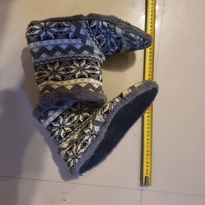 Пантофи-уги,uggi на марката dunlop