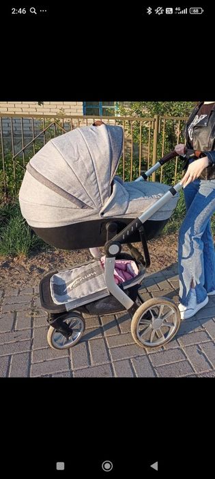 Продам коляску срочно