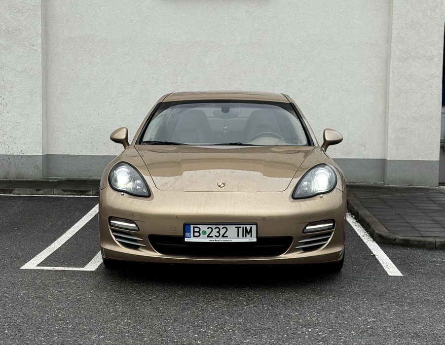 Porsche Panamera 3.6 300cp